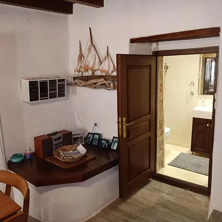 Kissamitakis 4* מונמבאסיה