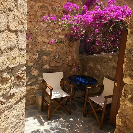 Πανσιόν Kissamitakis Μονεμβασιά