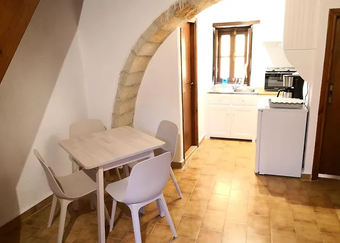 Kissamitakis Monemvasía