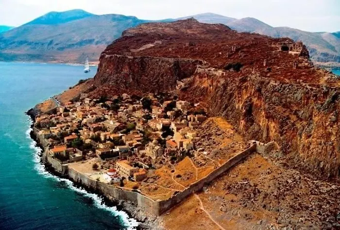 Kissamitakis 4* Monemvasía